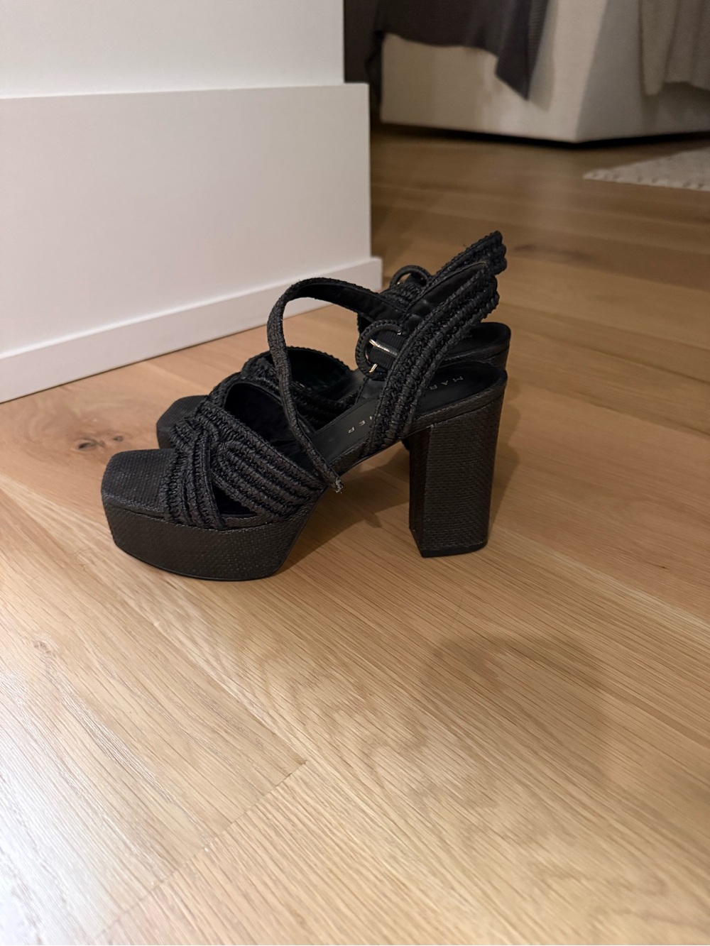 Marc Fisher sz 7 Chesse platform weave sandal